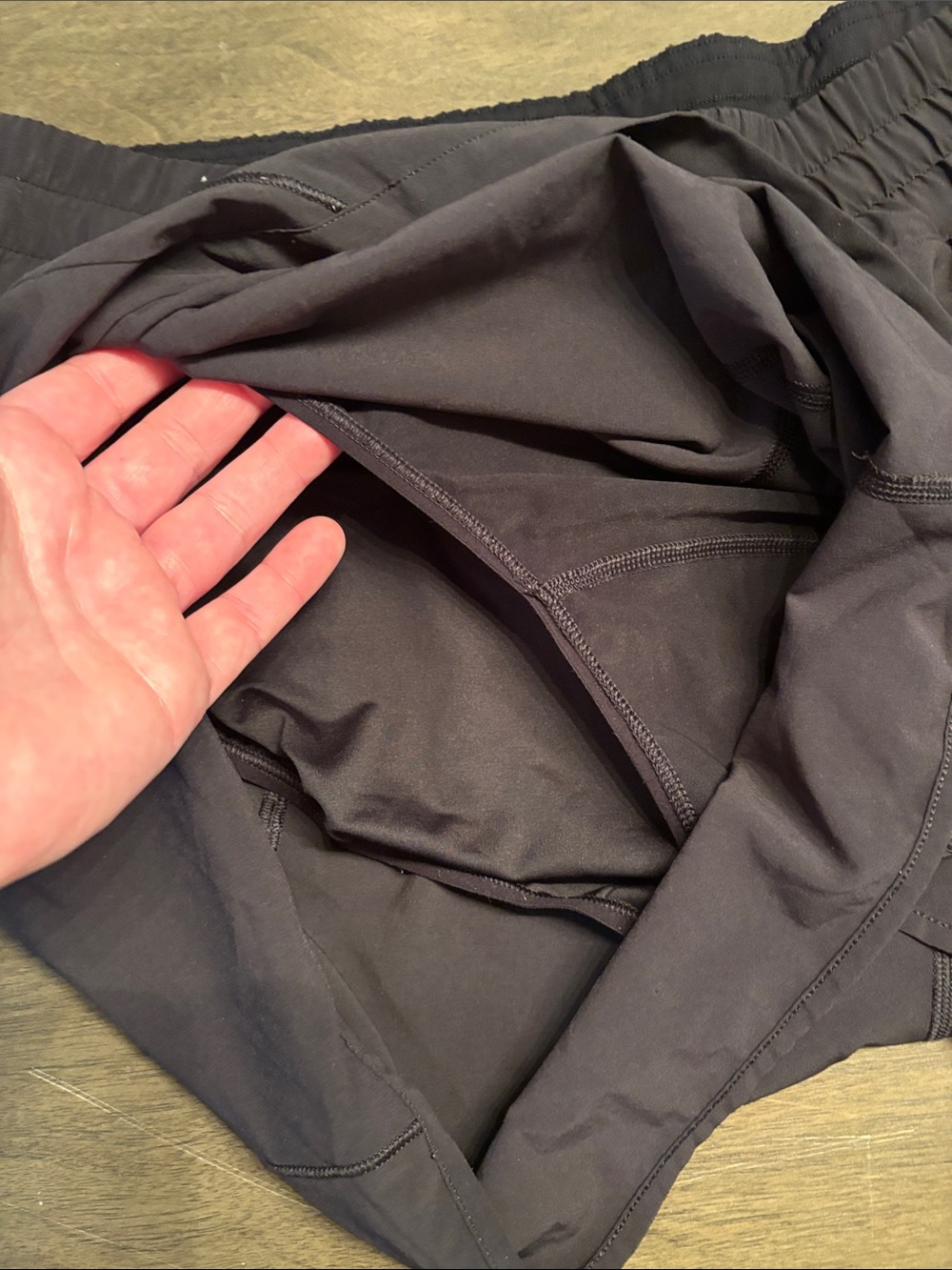 Lululemon size 16 Womens Black Athletic Shorts with Elastic Waistband - Picture 11 of 13